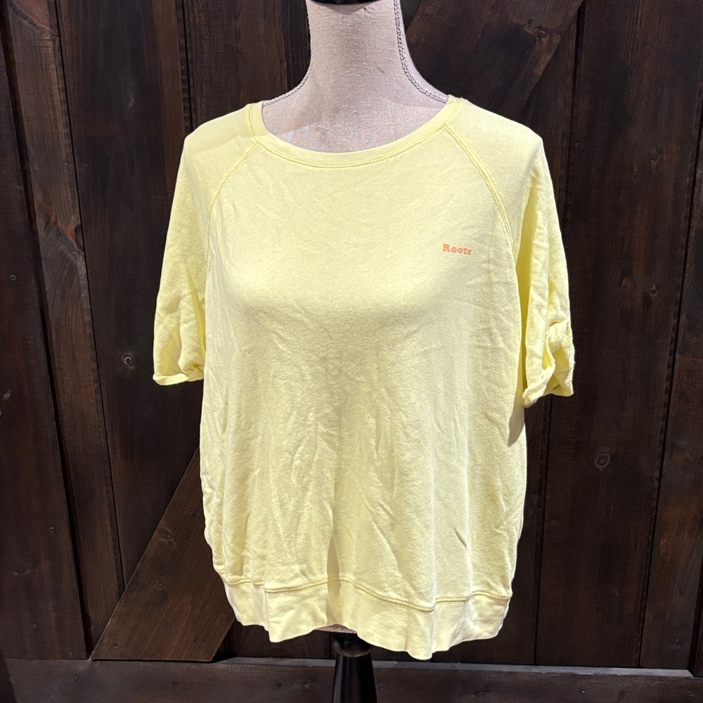 Roots Women's Yellow Short Sleeve sweater Tee shirt